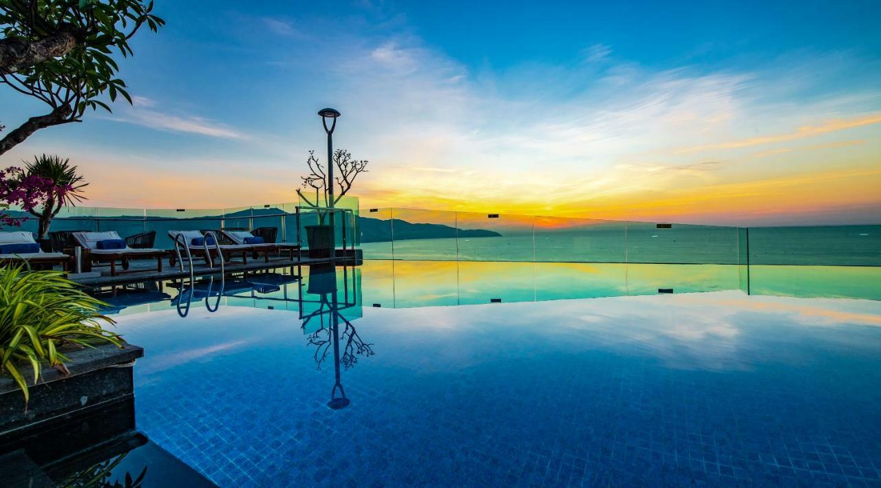 Sala Danang Beach Hotel Kültér fotó